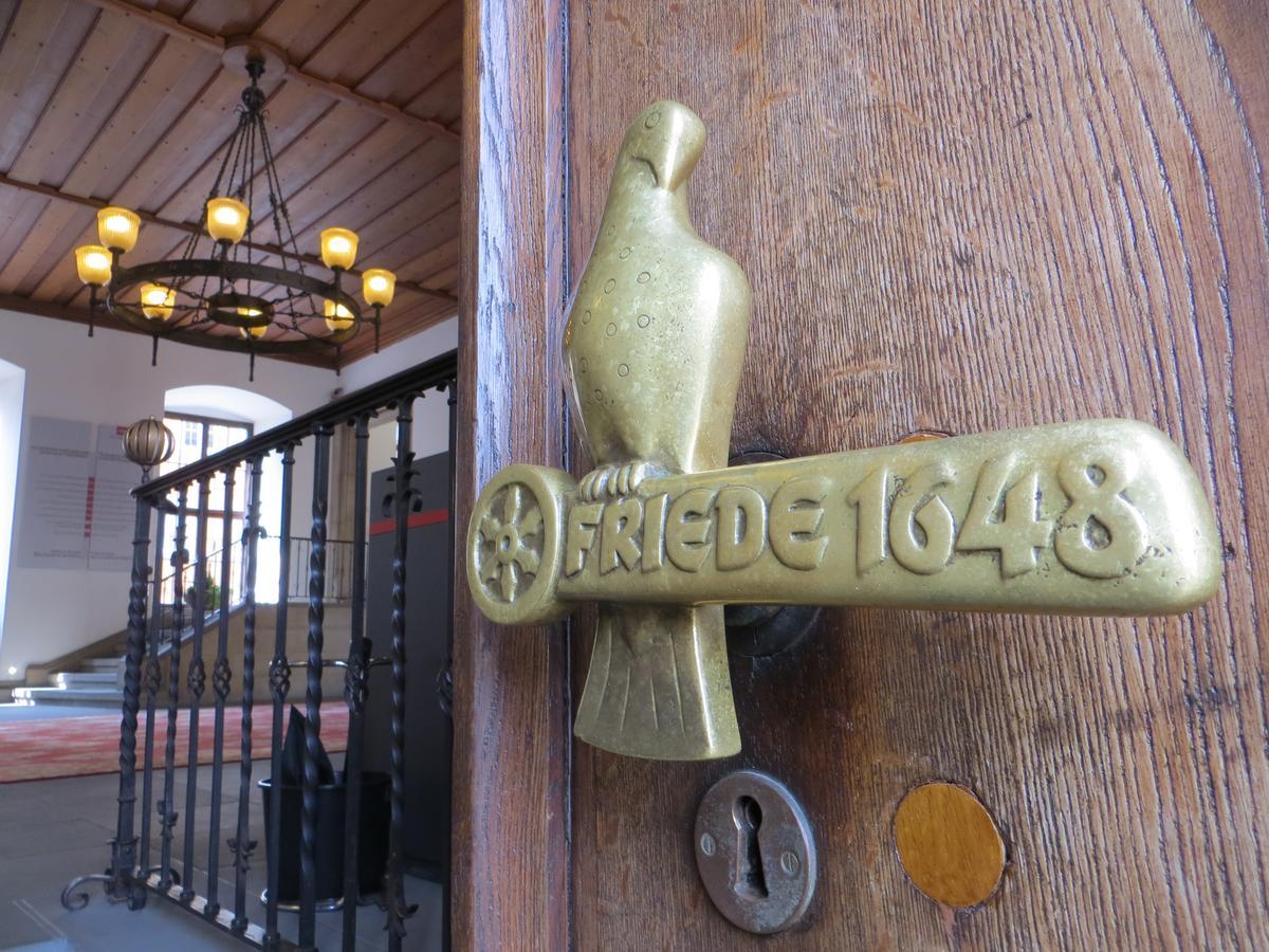 Penthouse Backpackers Hostel Osnabruck Bagian luar foto